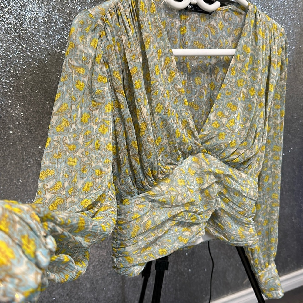 Zara - Chiffon Paisley Pattern Cropped Blouse